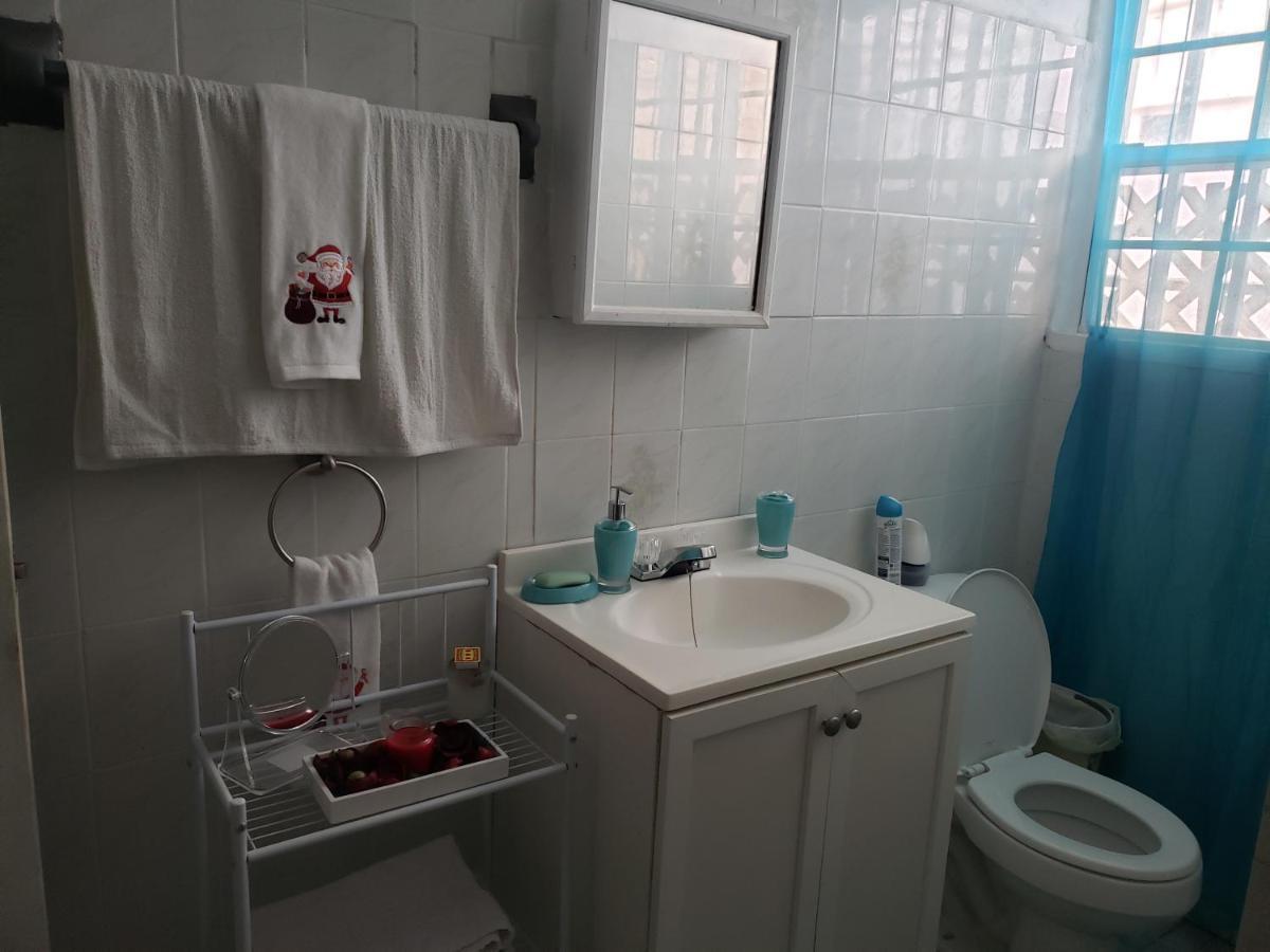 Figueroa Guest Rooms In Country Club 산후안 외부 사진