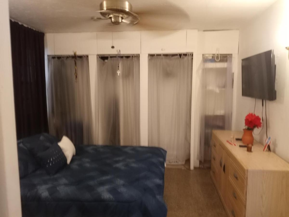 Figueroa Guest Rooms In Country Club 산후안 외부 사진